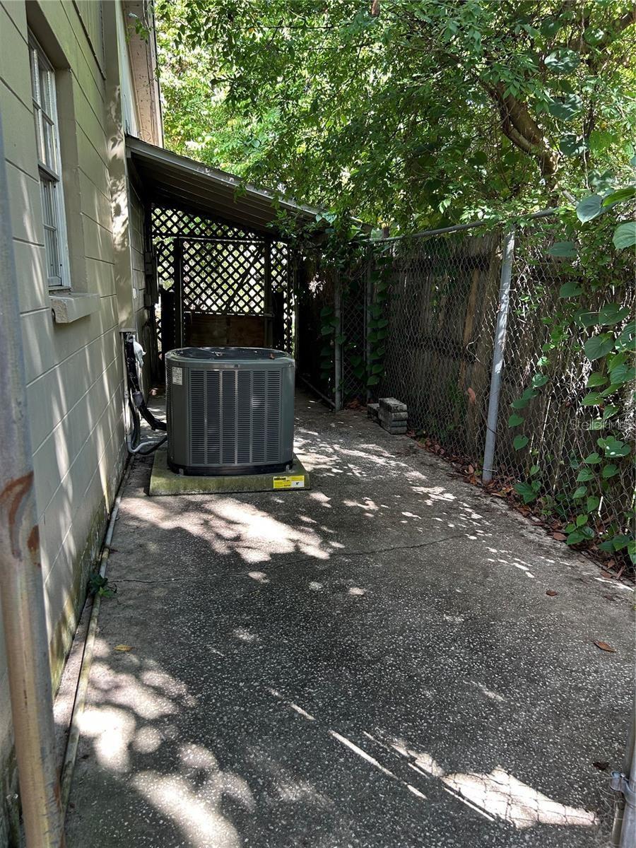 17017 PAULA LN — photo 57