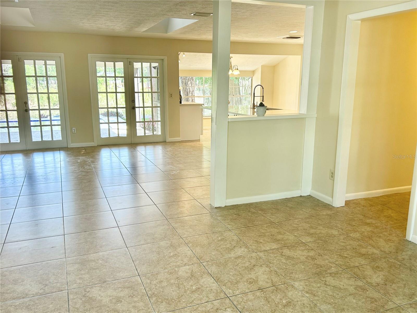 17017 PAULA LN — photo 23
