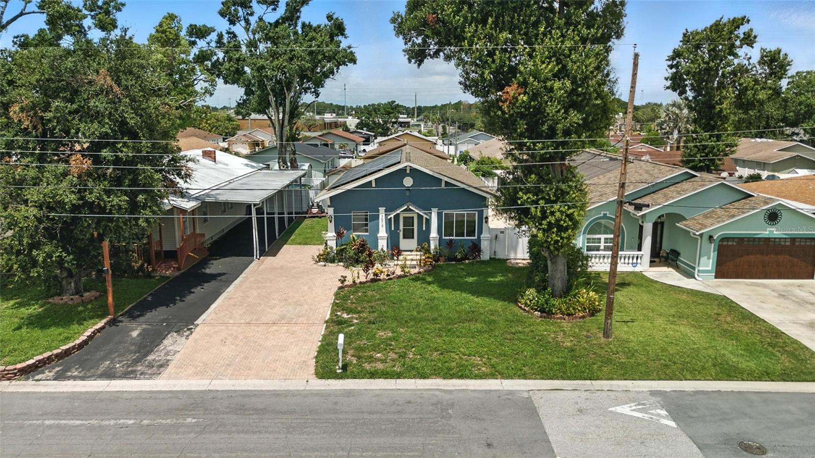 7012 N HUBERT AVE — photo 6