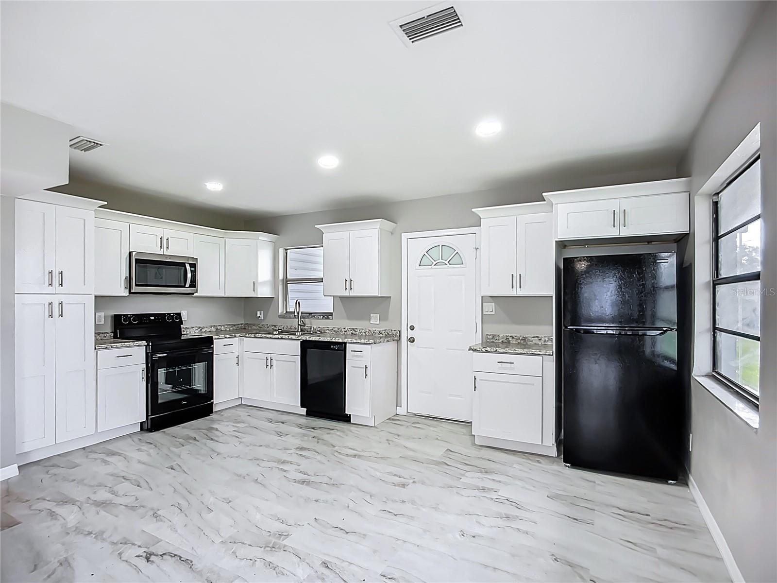 6228 FLORIDA CIR W — photo 17