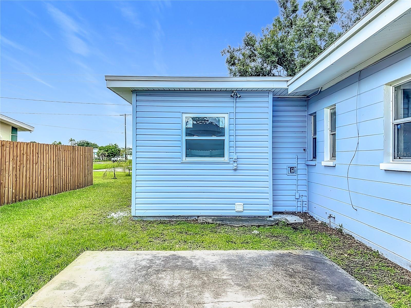 6228 FLORIDA CIR W — photo 35