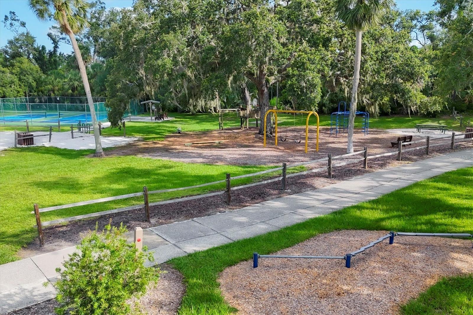 5662 LONG COMMON CIR #8 — photo 85