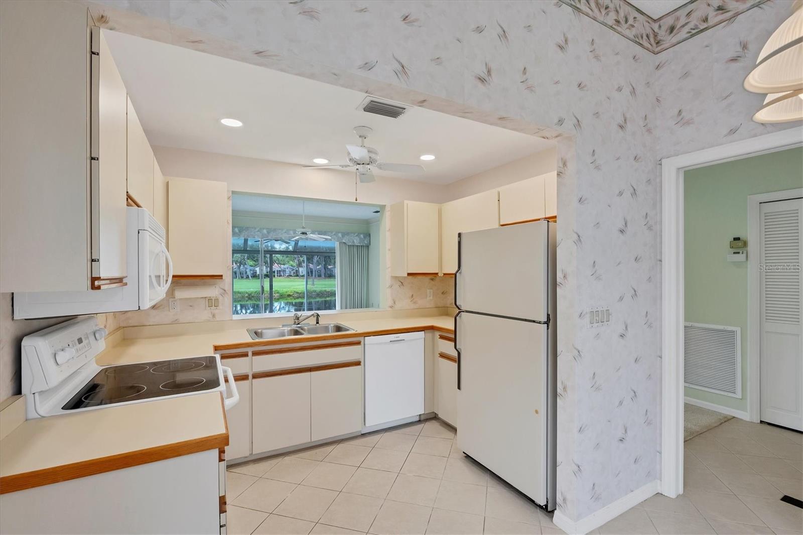 5662 LONG COMMON CIR #8 — photo 19