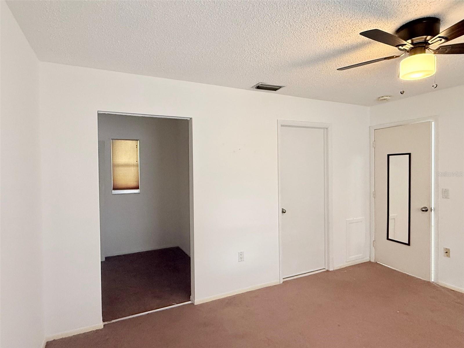 390 301 BLVD W #8D — photo 16