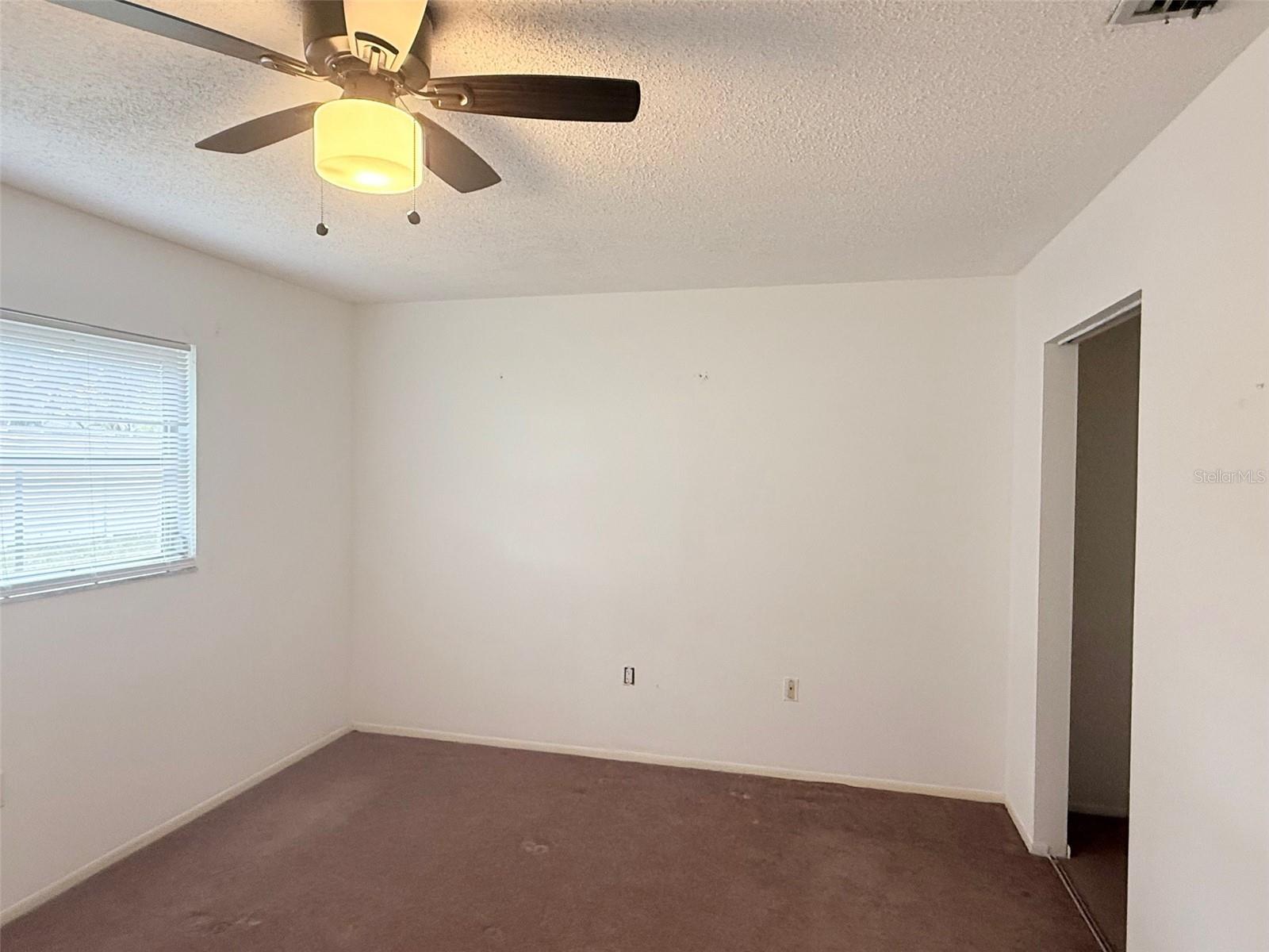 390 301 BLVD W #8D — photo 14