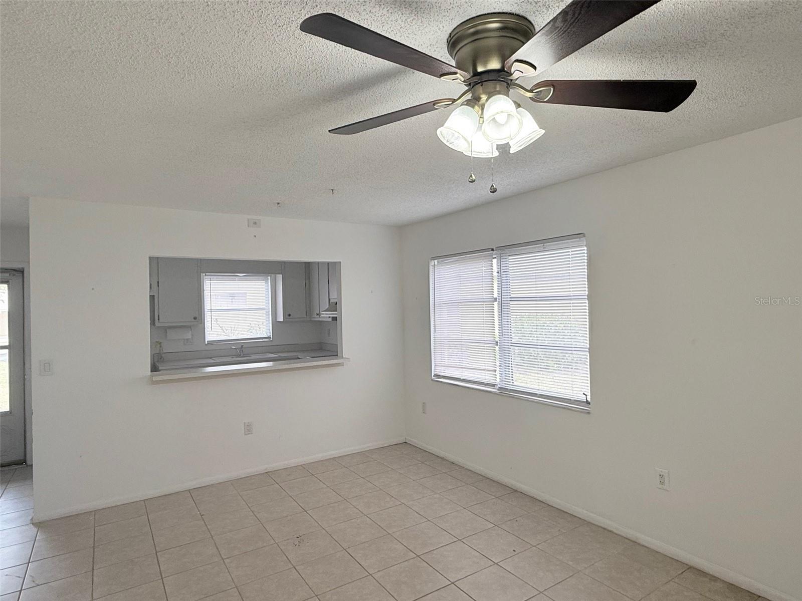 390 301 BLVD W #8D — photo 6
