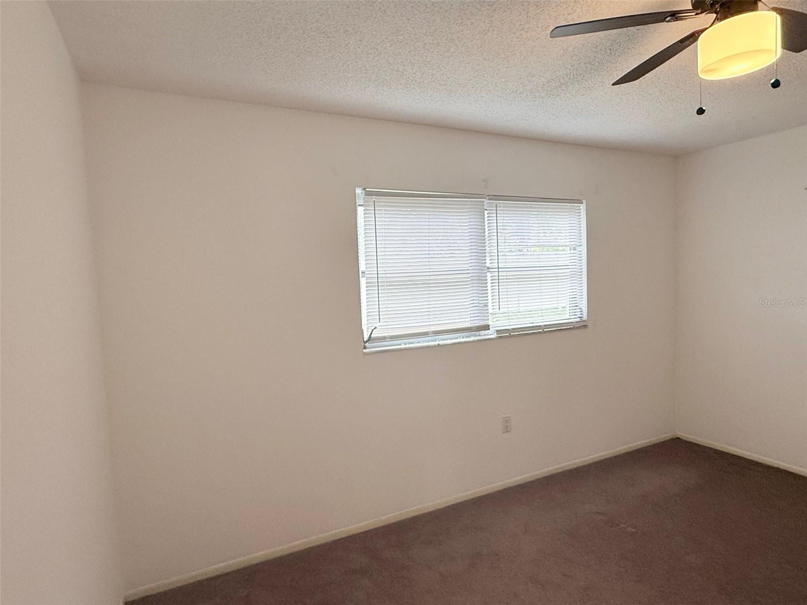 390 301 BLVD W #8D — photo 15