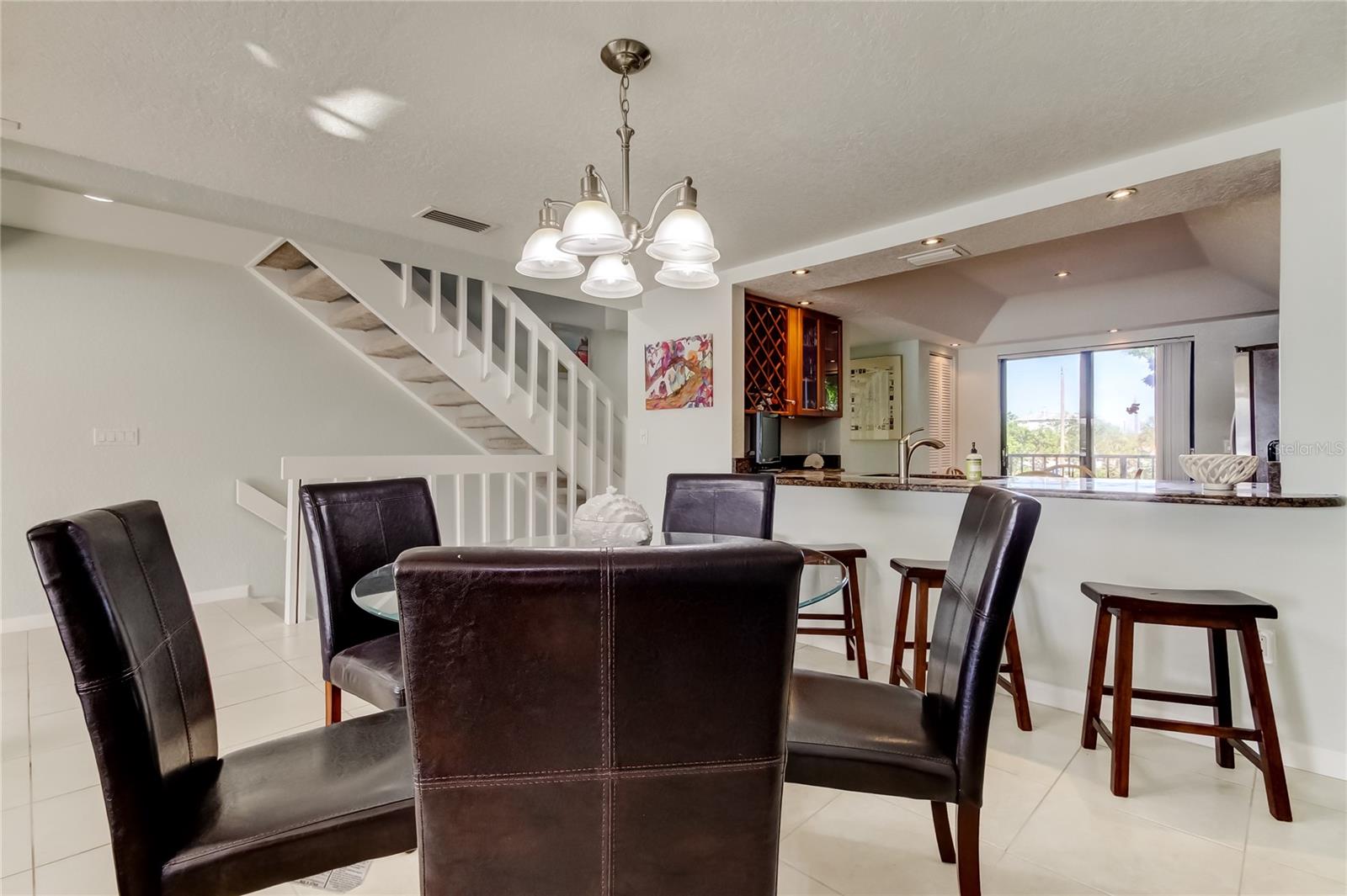 135 92ND AVE #5 — photo 9