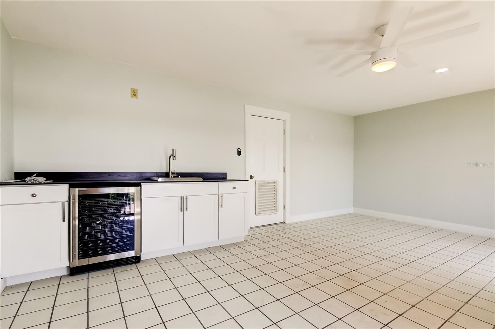 135 92ND AVE #5 — photo 37