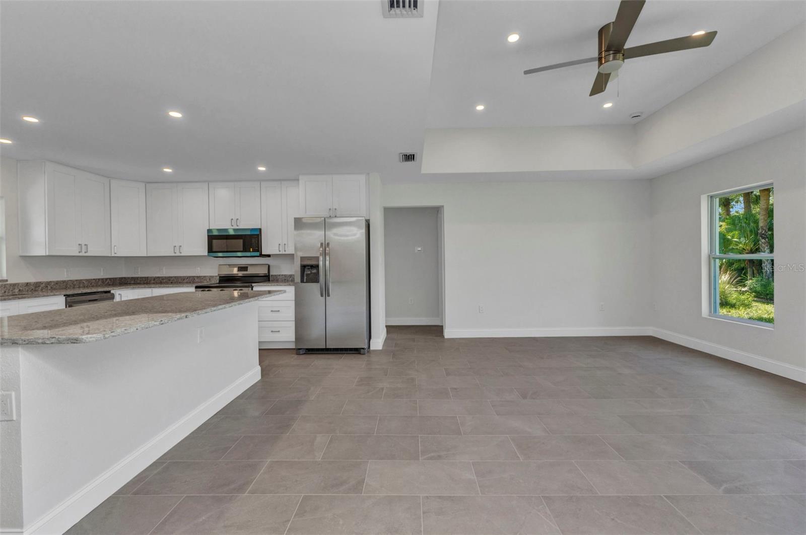 3435 W PRICE BLVD — photo 14