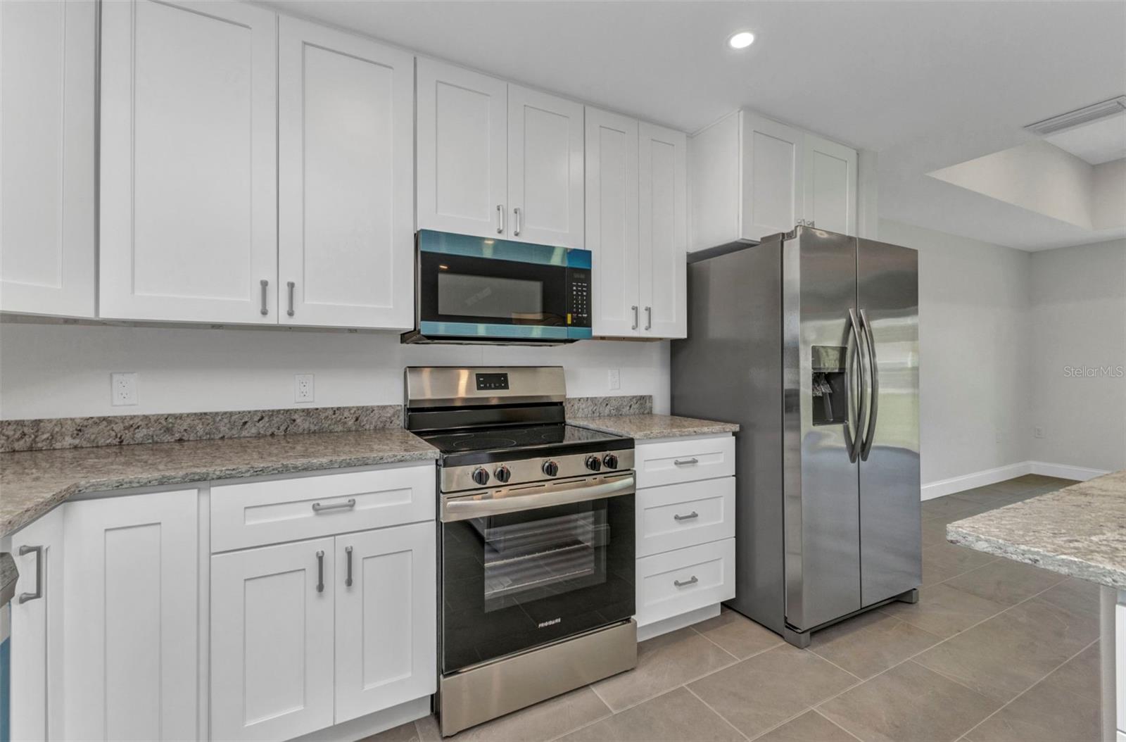 3435 W PRICE BLVD — photo 12