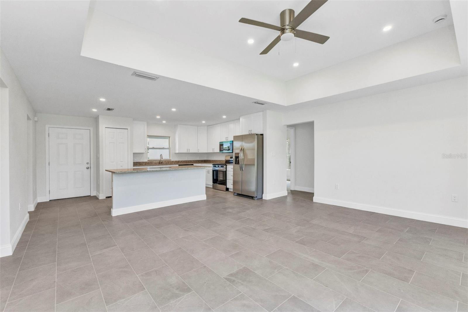 3435 W PRICE BLVD — photo 15