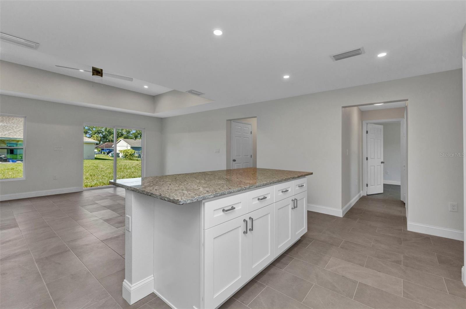 3435 W PRICE BLVD — photo 11