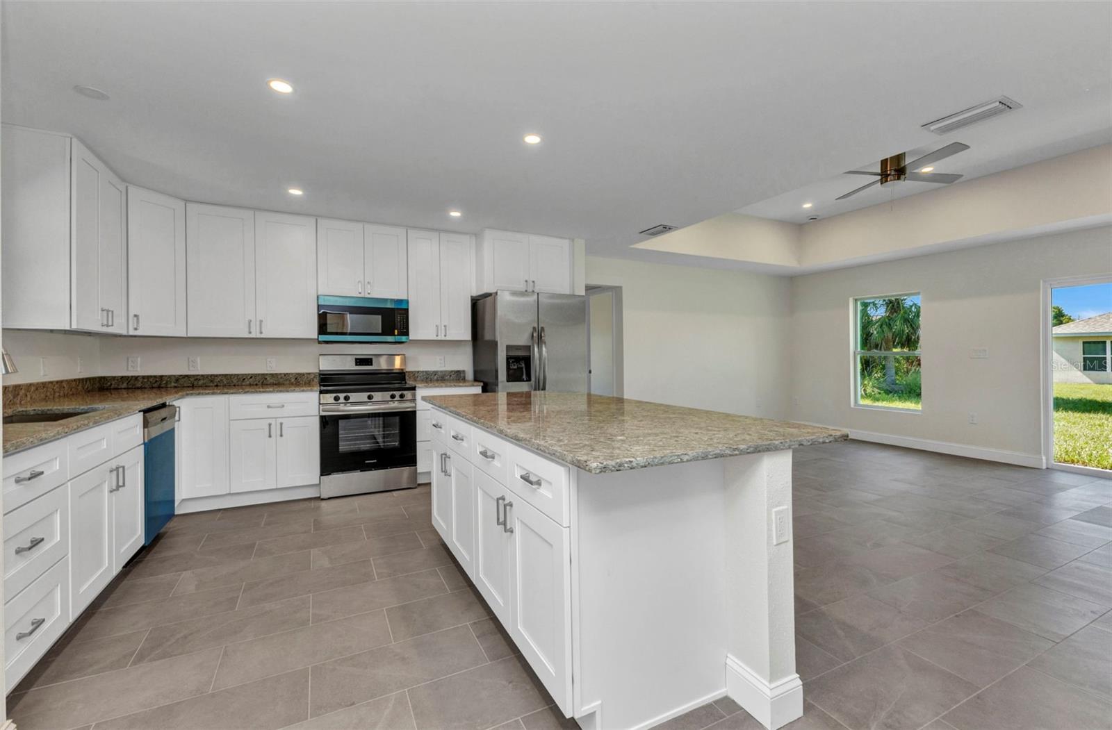 3435 W PRICE BLVD — photo 8