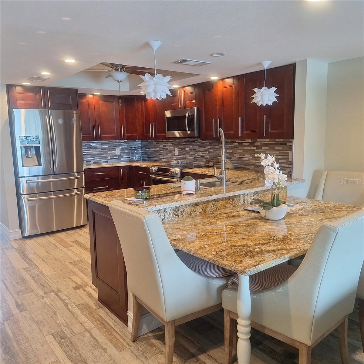 132 1ST ST E #101 — photo 12