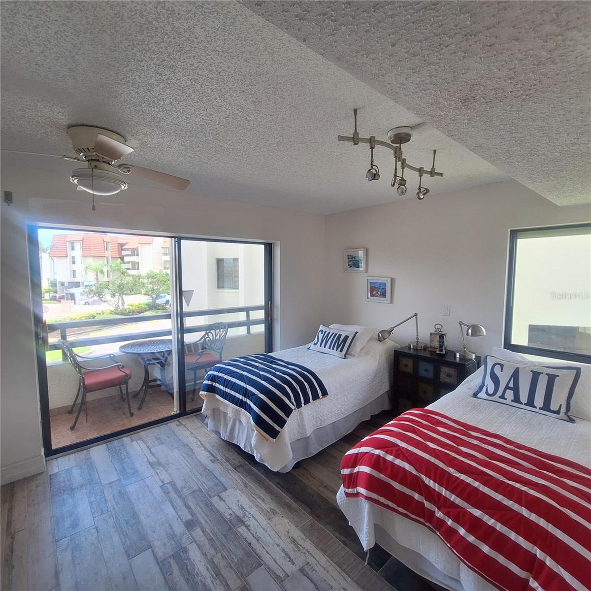 132 1ST ST E #101 — photo 25