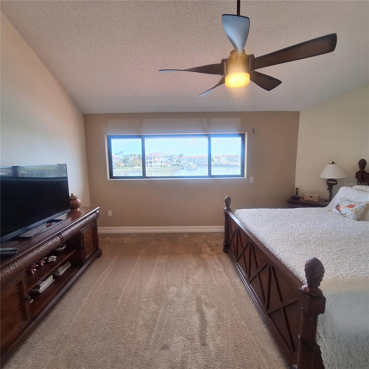 132 1ST ST E #101 — photo 39