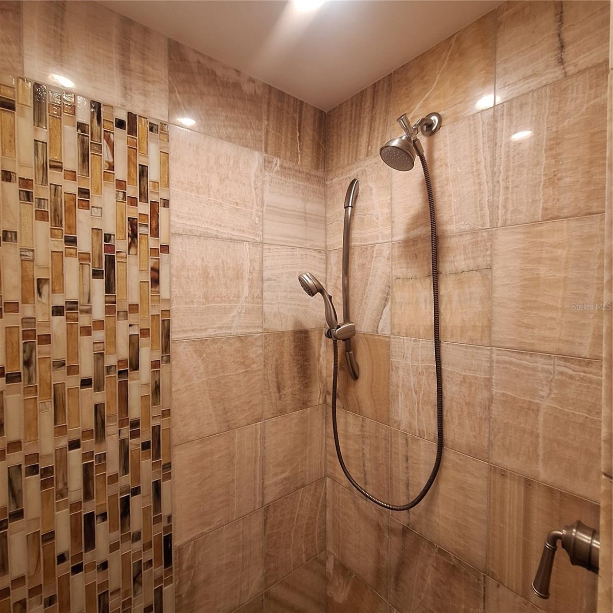 132 1ST ST E #101 — photo 32