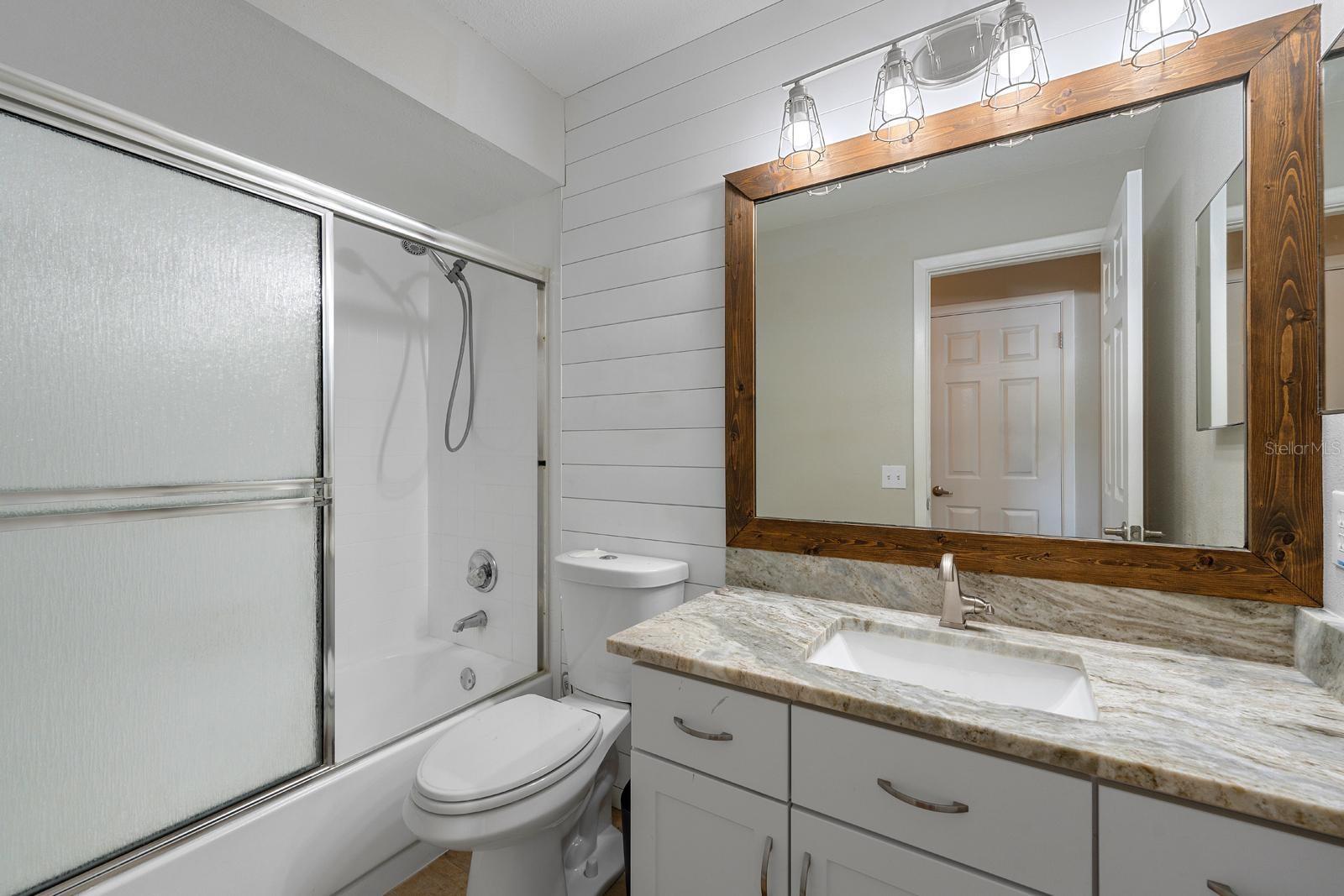 7505 BRAMBLEWOOD DR — photo 13