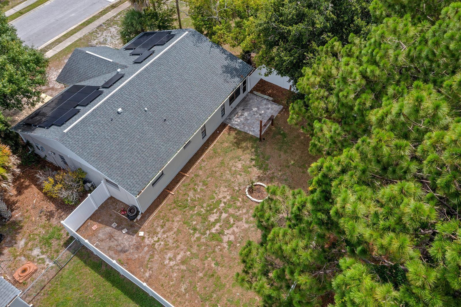 7505 BRAMBLEWOOD DR — photo 27