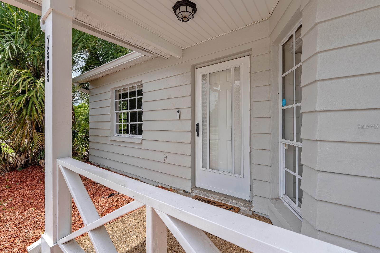 7505 BRAMBLEWOOD DR — photo 25