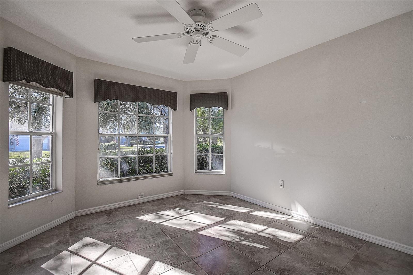 29417 CADDYSHACK LN — photo 18