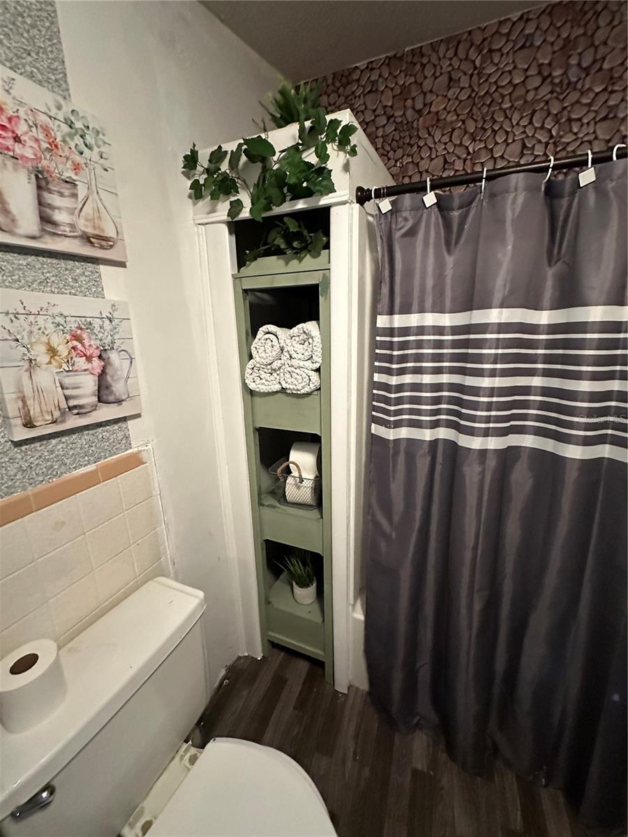 3011 S WIGGINS RD — photo 11