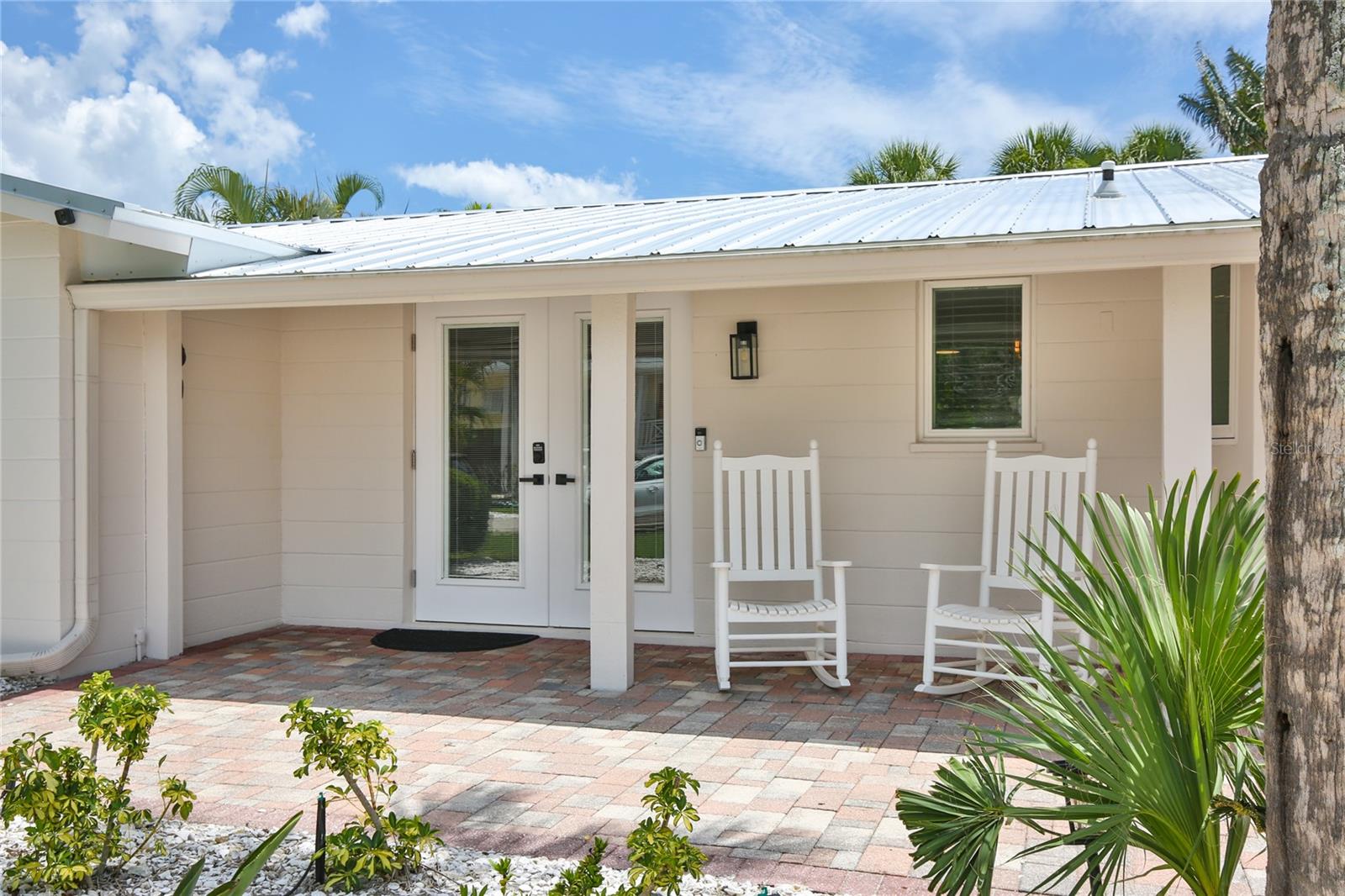 211 ISLAND CIR — photo 3