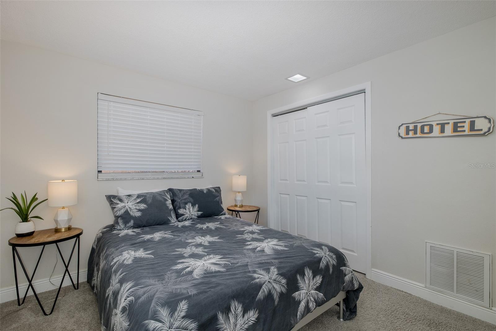 2180 PHILIPPE PKWY — photo 30