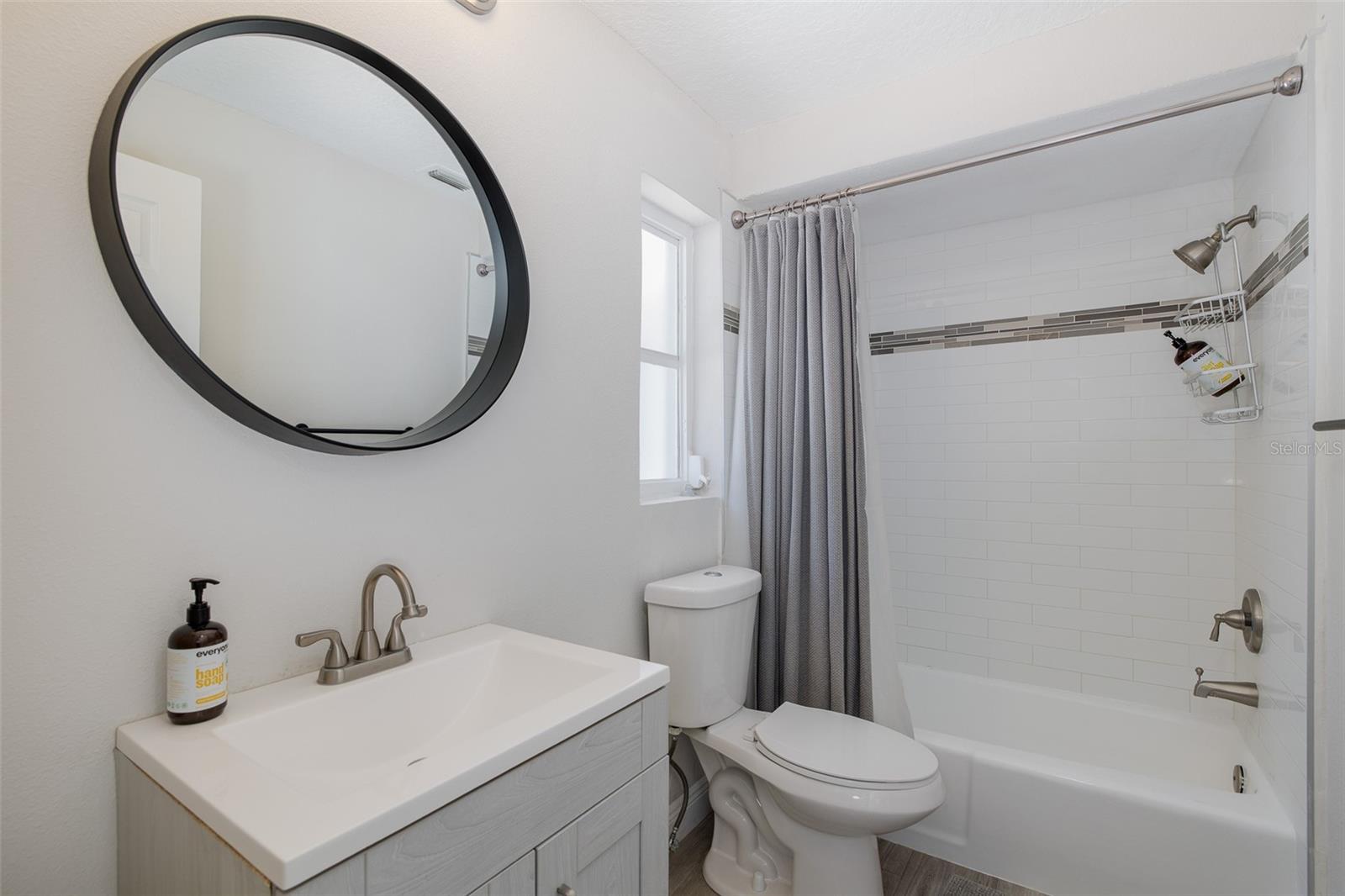 2180 PHILIPPE PKWY — photo 8