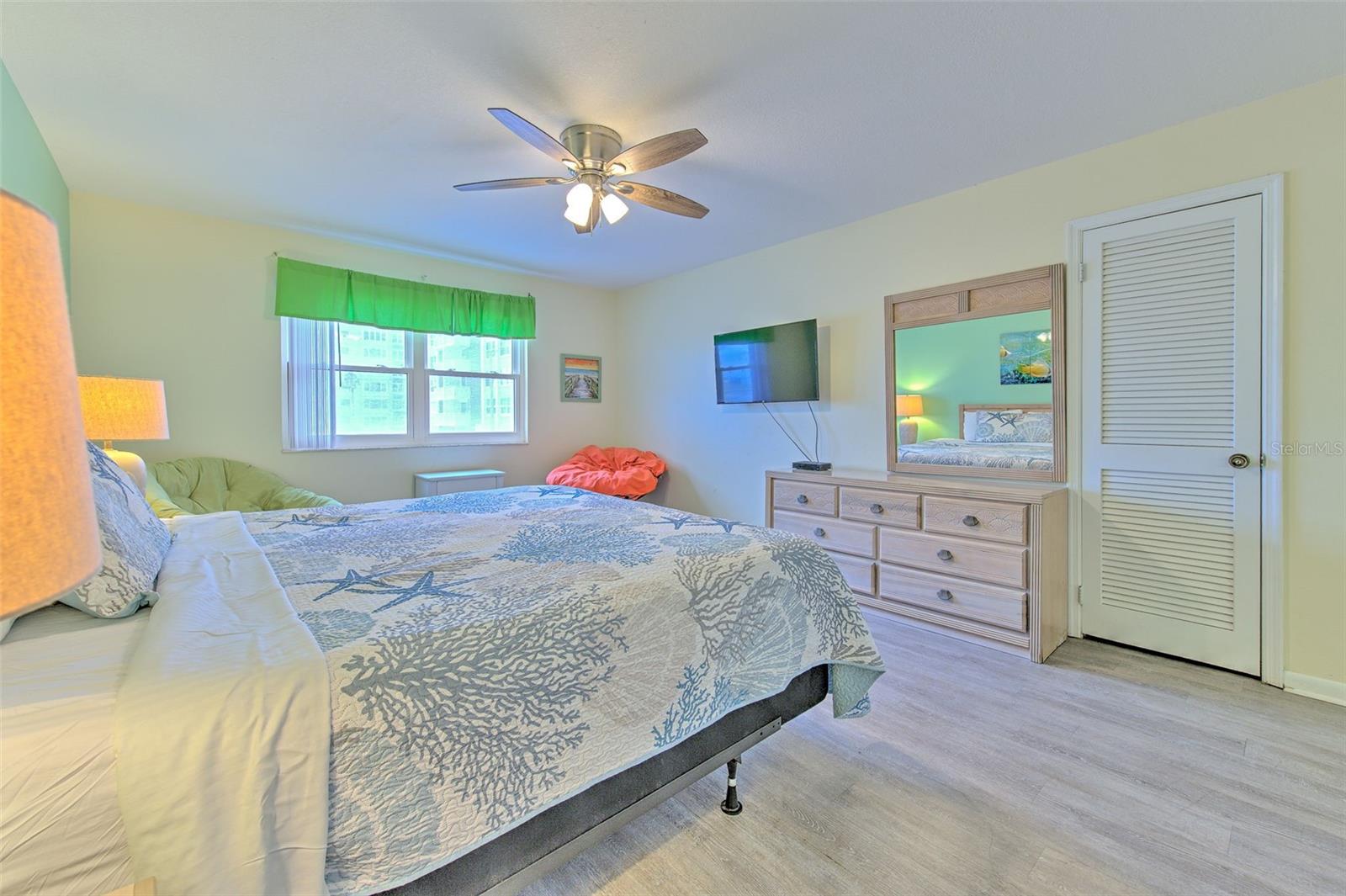 17450 GULF BLVD #103 — photo 30