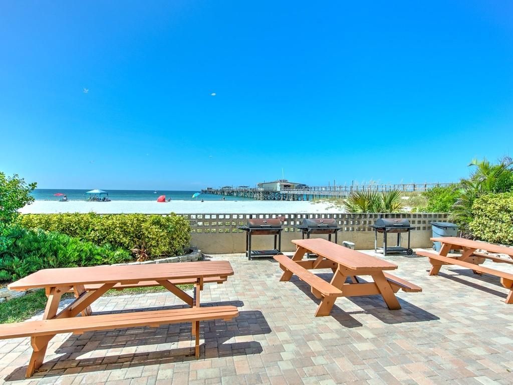 17450 GULF BLVD #103 — photo 36