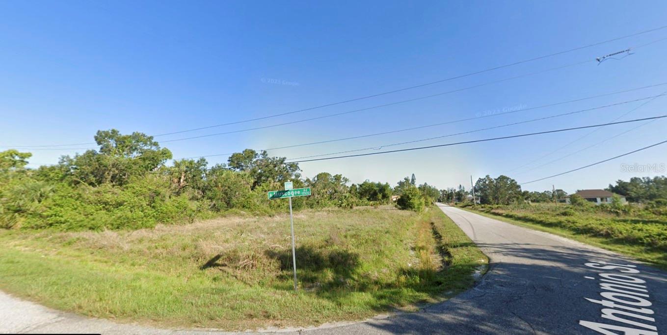 Lot 1, 2, 3 & 4 ANTONIO ST — photo 3
