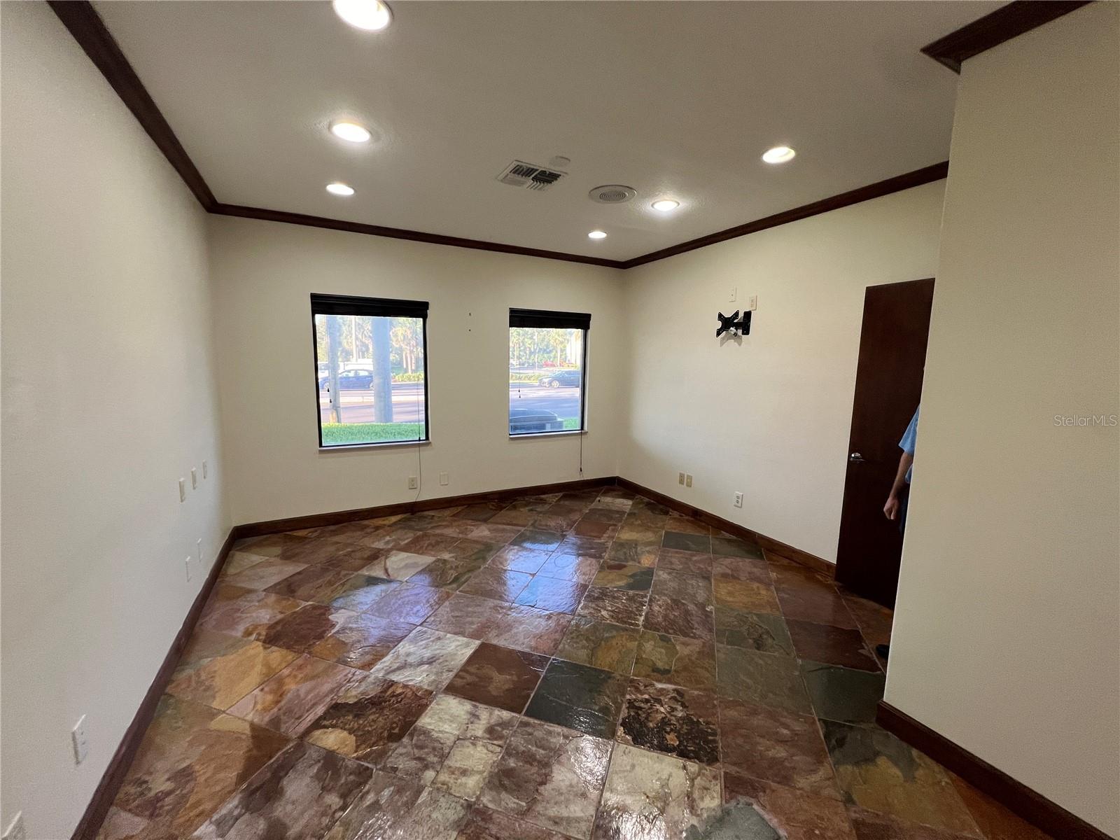 32502 US HIGHWAY 19 N #B — photo 15