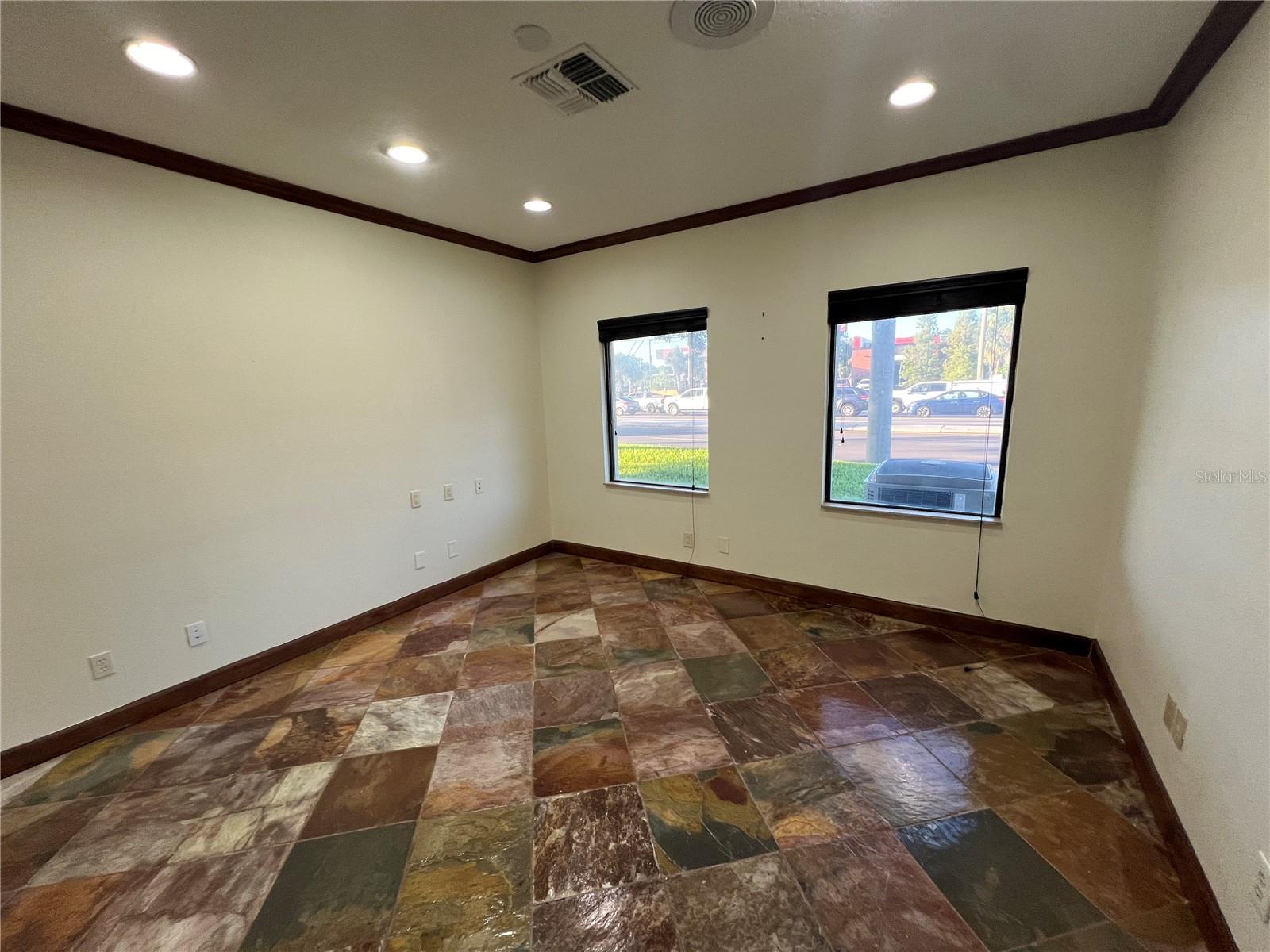 32502 US HIGHWAY 19 N #B — photo 16