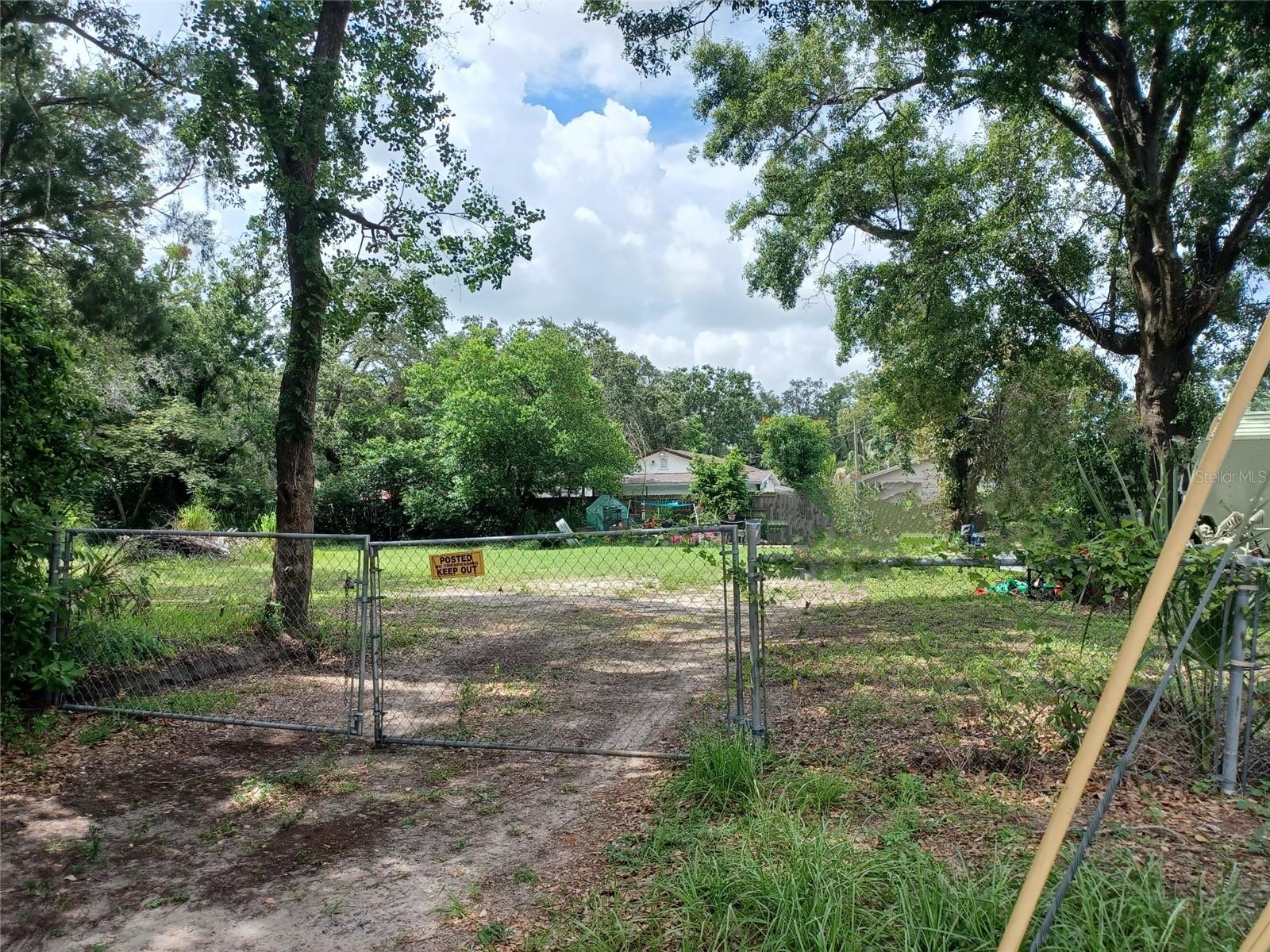 1802 E FAIRBANKS ST — photo 3