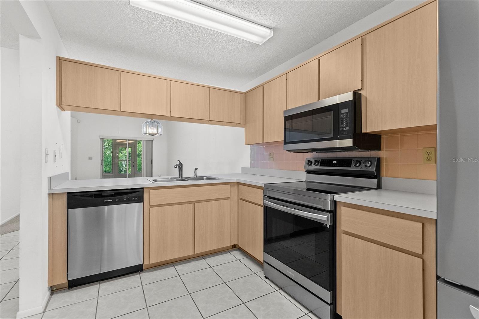6421 REMUS DR — photo 18