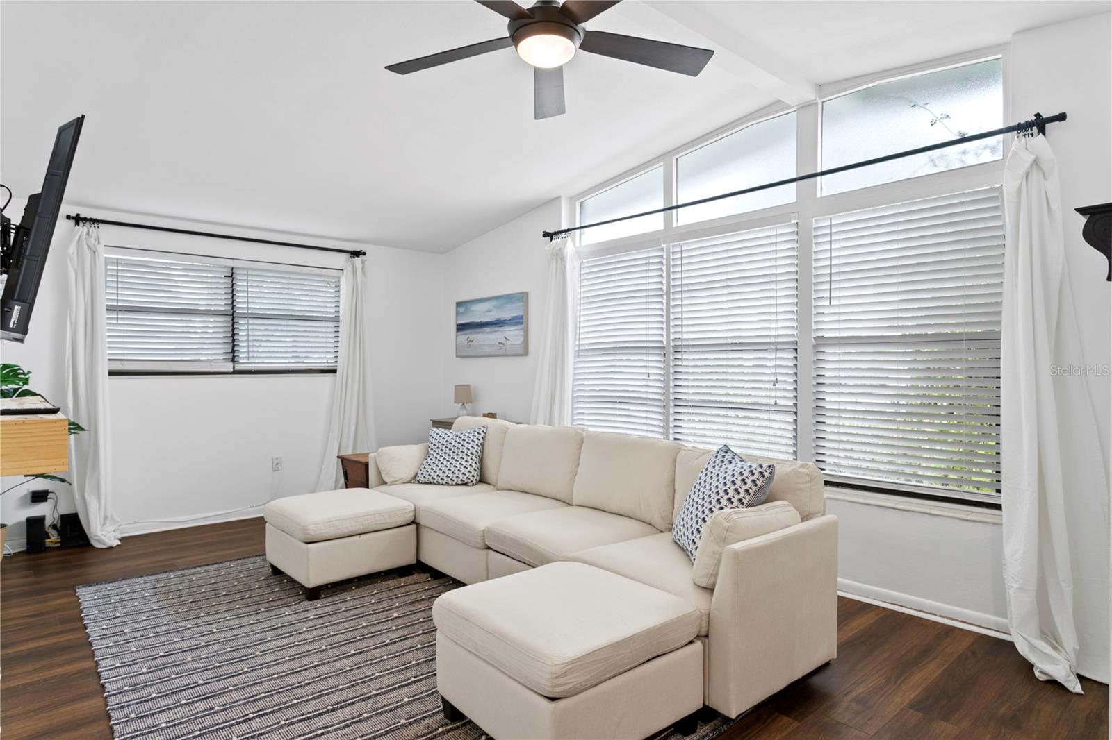 2407 S LOIS AVE — photo 25