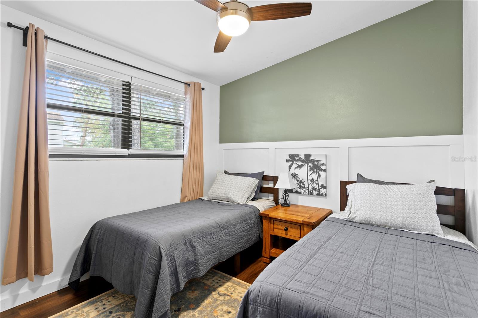 2407 S LOIS AVE — photo 38