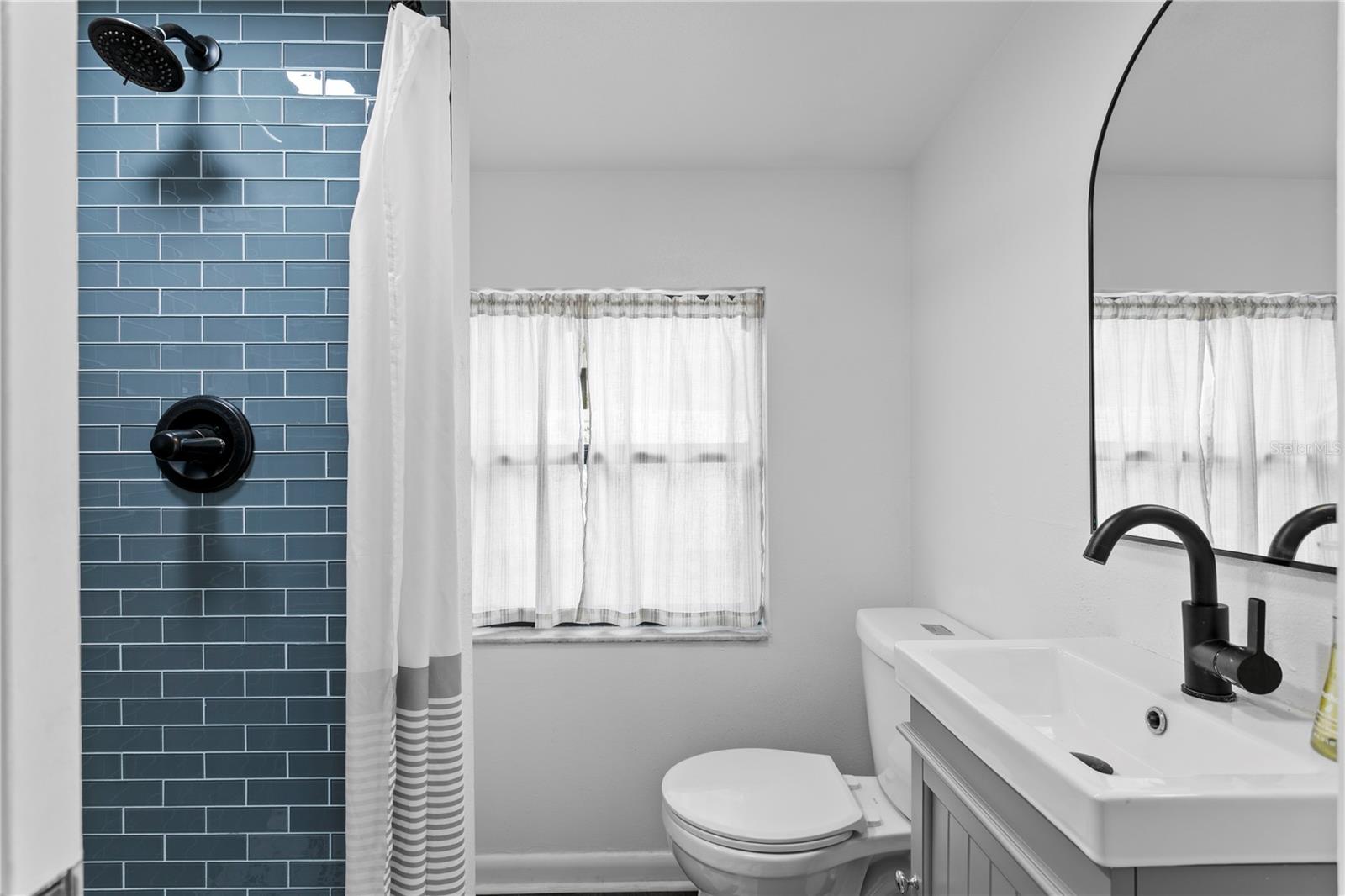 2407 S LOIS AVE — photo 20