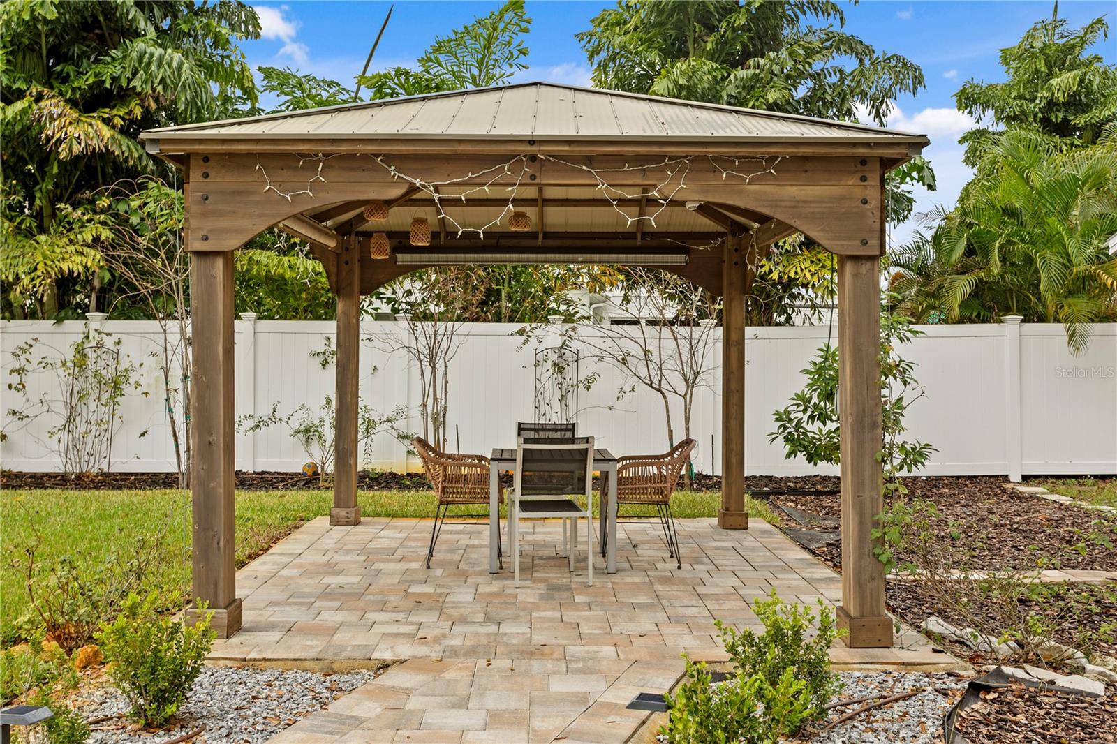 2407 S LOIS AVE — photo 46