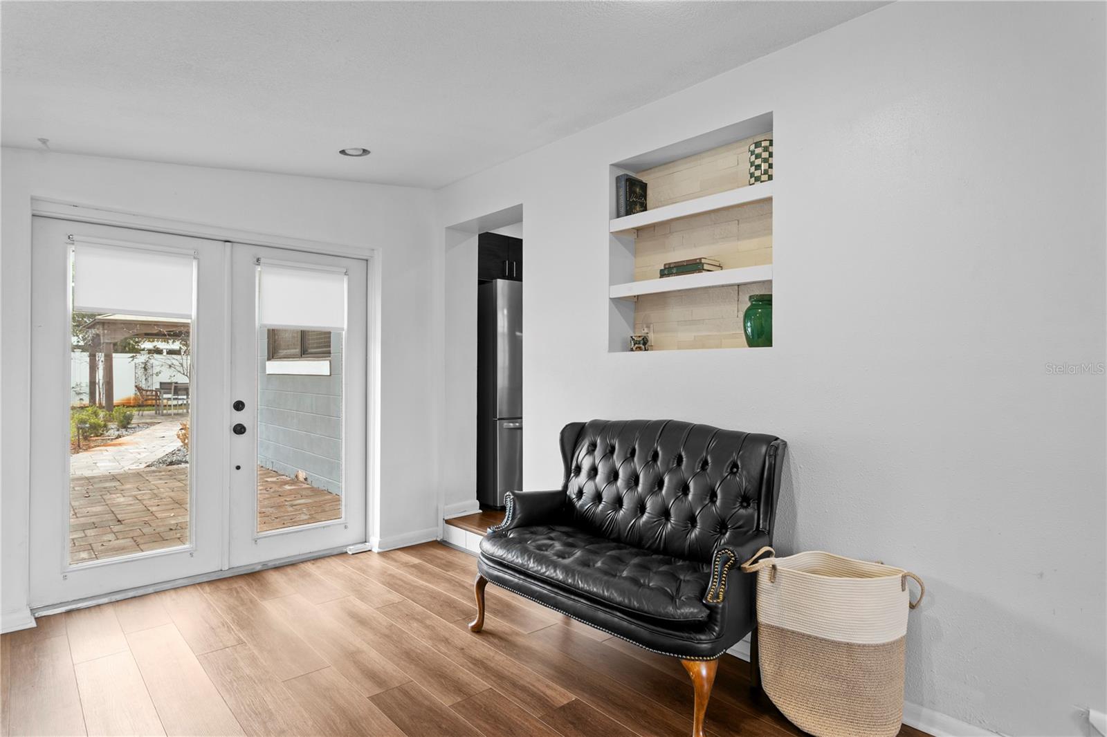 2407 S LOIS AVE — photo 43