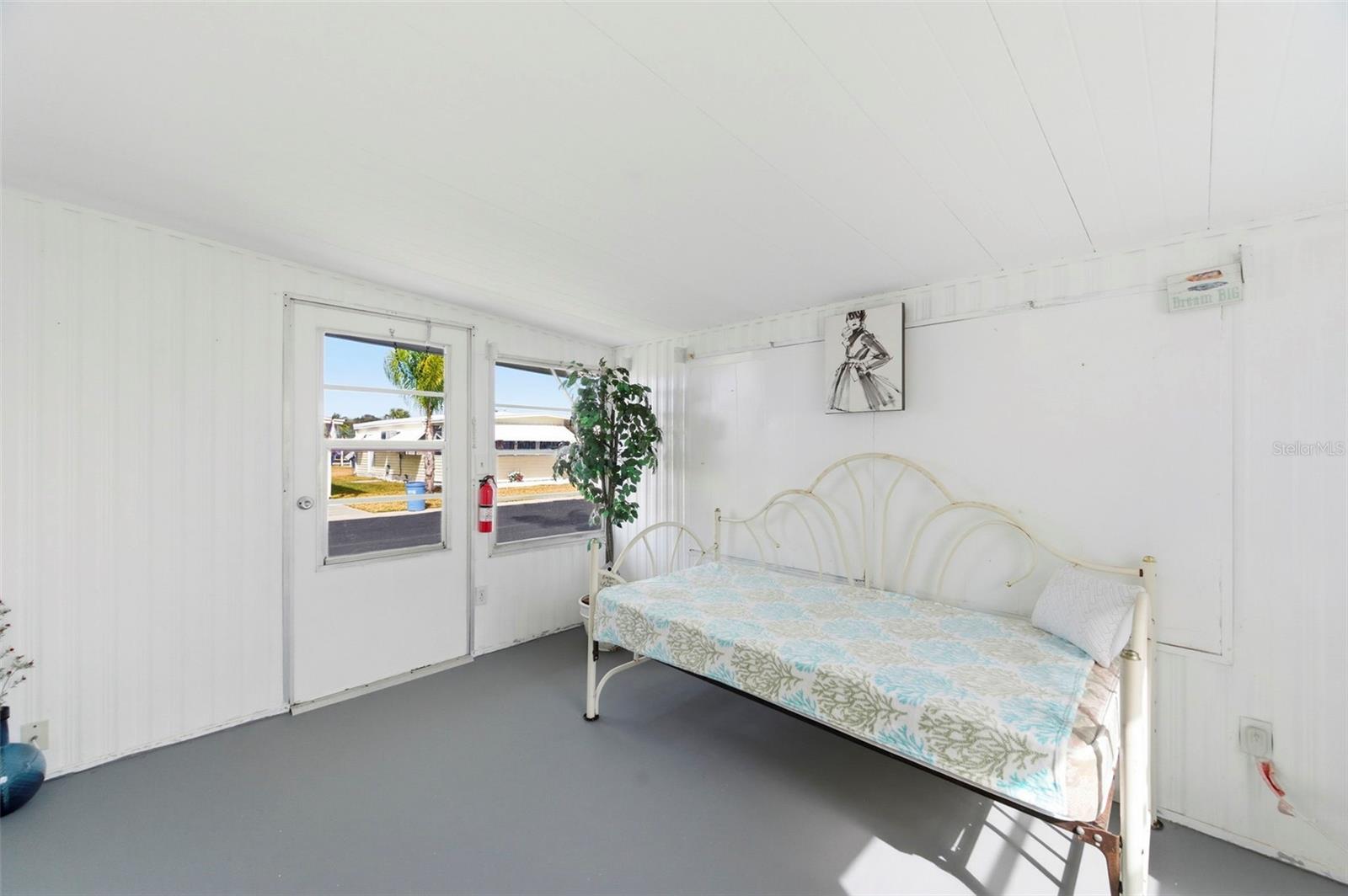 10826 TIOGA DR — photo 26