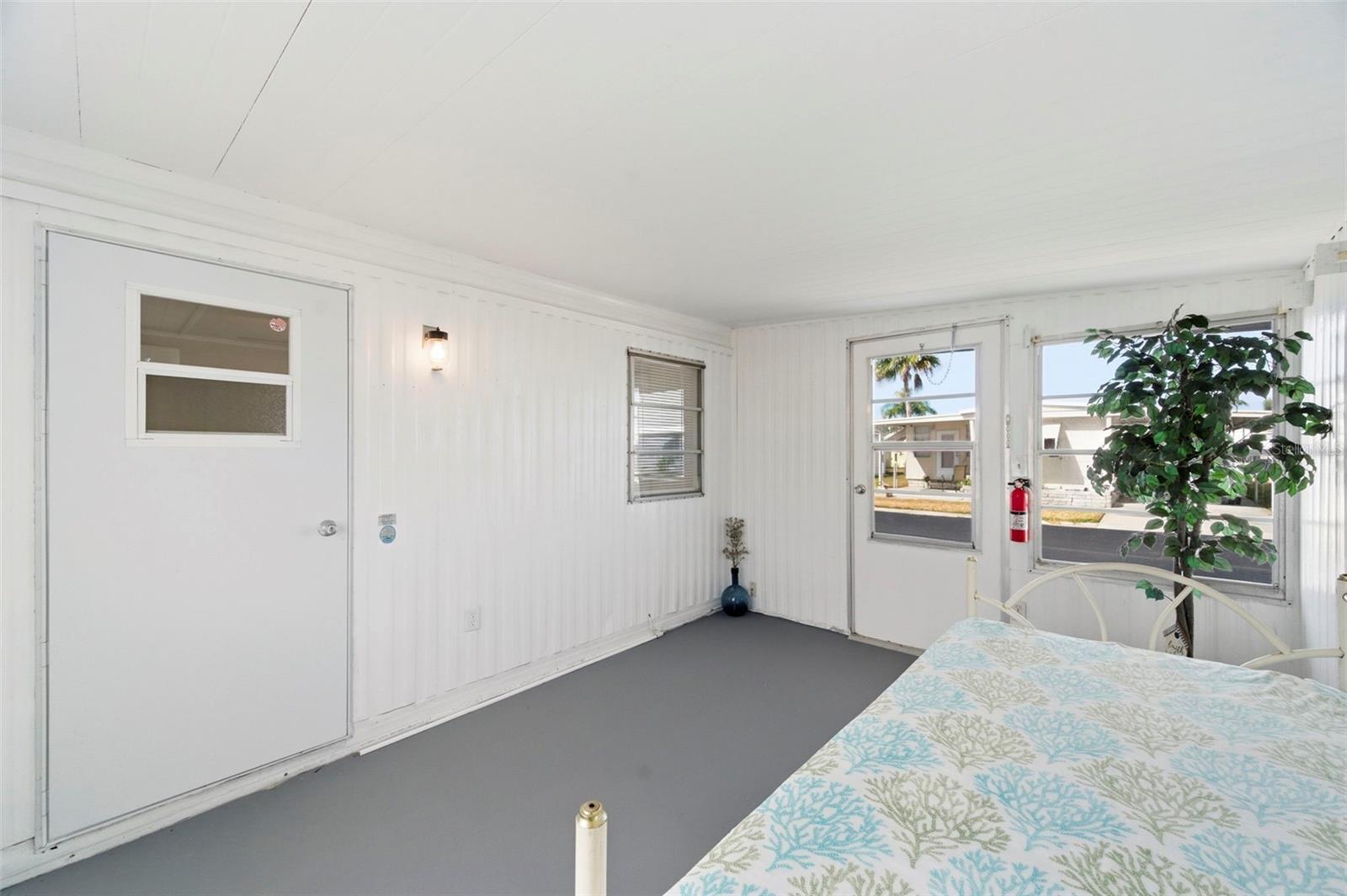 10826 TIOGA DR — photo 27