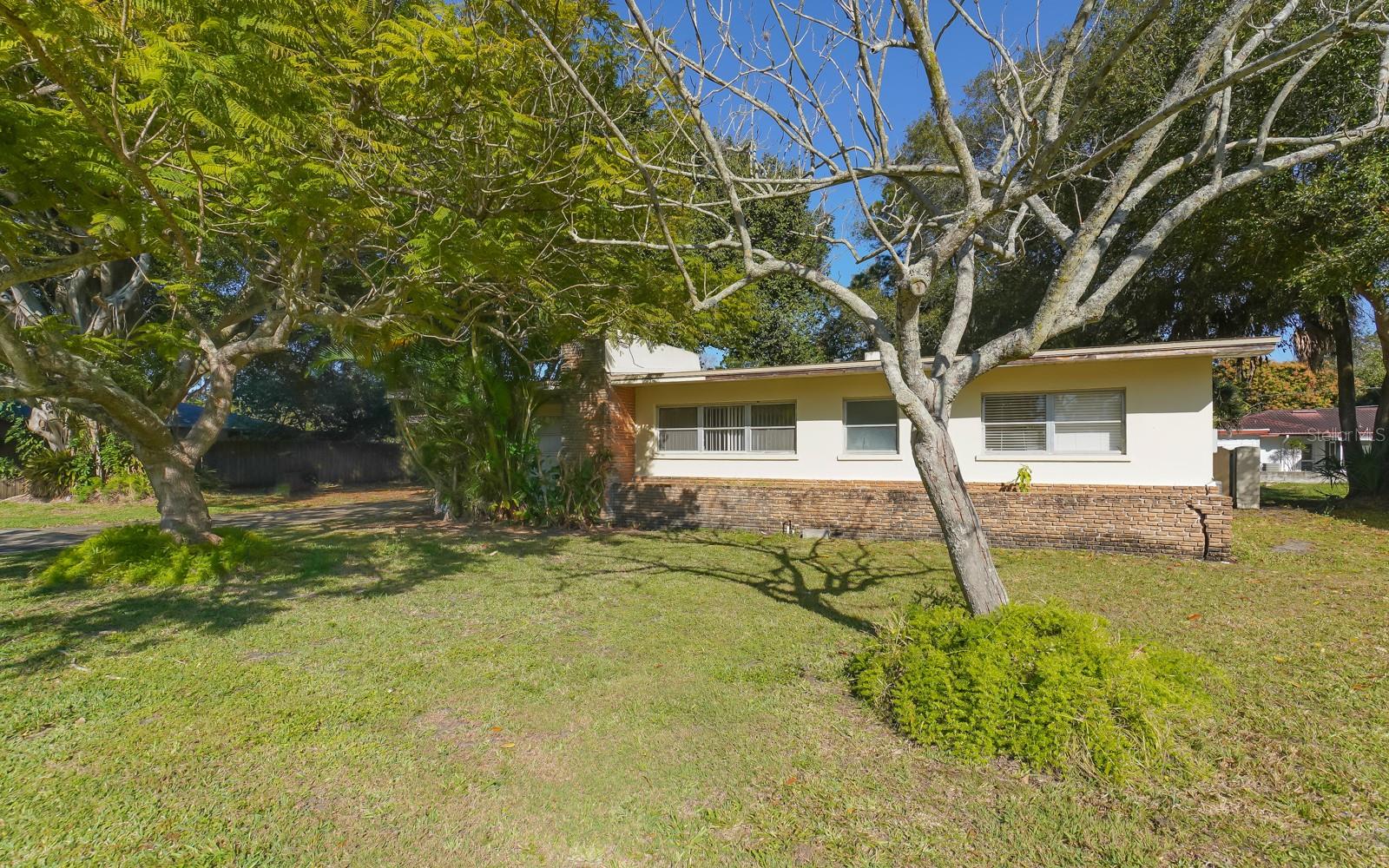 2461 RINGLING BLVD — photo 3