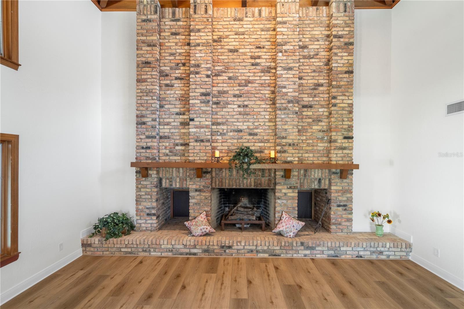 404 DICKMAN DR SW — photo 48