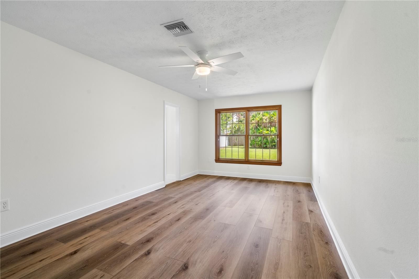 404 DICKMAN DR SW — photo 24