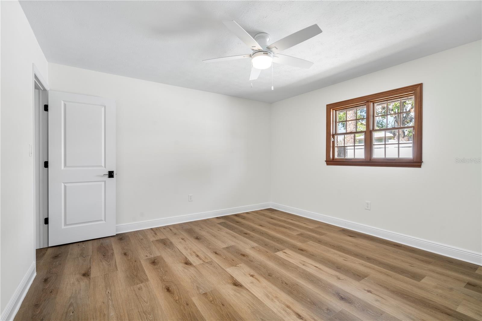 404 DICKMAN DR SW — photo 23