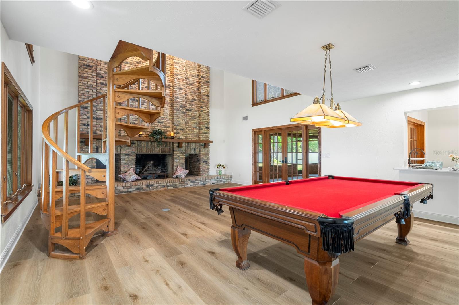 404 DICKMAN DR SW — photo 38
