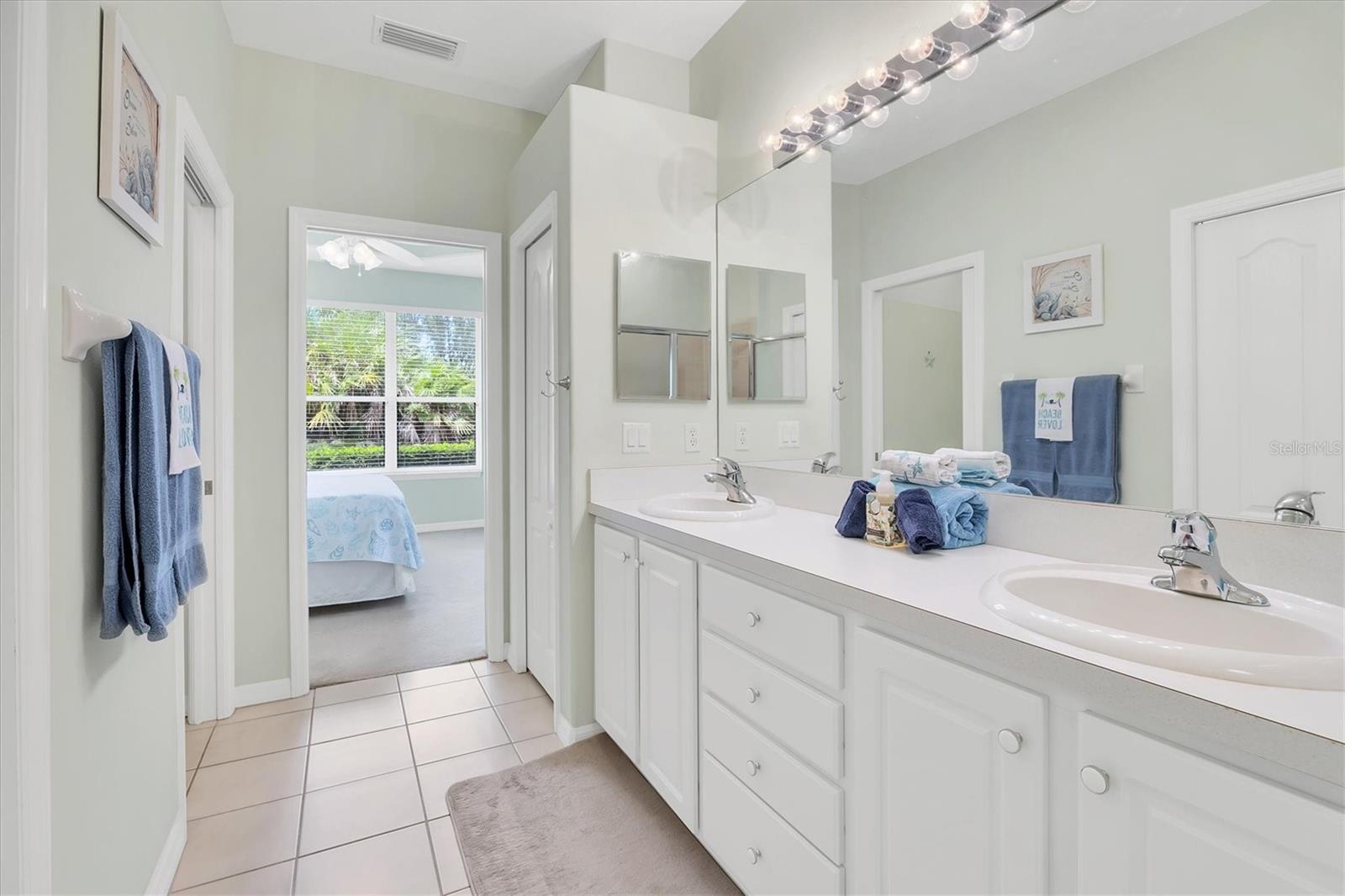 4841 WHISPERING OAKS DR — photo 23